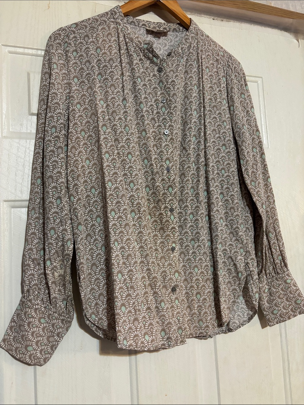 LOFT Taupe Blouse with White Fan Print